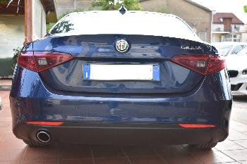 ALFA ROMEO GIULIA 2.2 TURBODIESEL 150CV AT8 BUSINESS (NAVI + CERCHI 17 + UNICO PROP.)