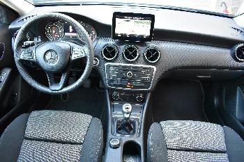 MERCEDES-BENZ GLA 200 d Executive (NAVI+RETROCAMERA+CERCHI 17) 