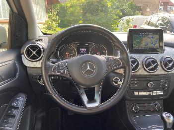 MERCEDES-BENZ B 200 c EXECUTIVE (BI-XENON+PARK ASSIST+NAVI+CERCHI 17)