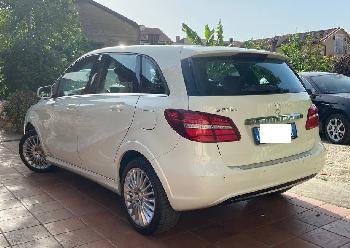 MERCEDES-BENZ B 200 c EXECUTIVE (BI-XENON+PARK ASSIST+NAVI+CERCHI 17)