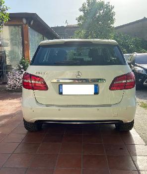 MERCEDES-BENZ B 200 c EXECUTIVE (BI-XENON+PARK ASSIST+NAVI+CERCHI 17)